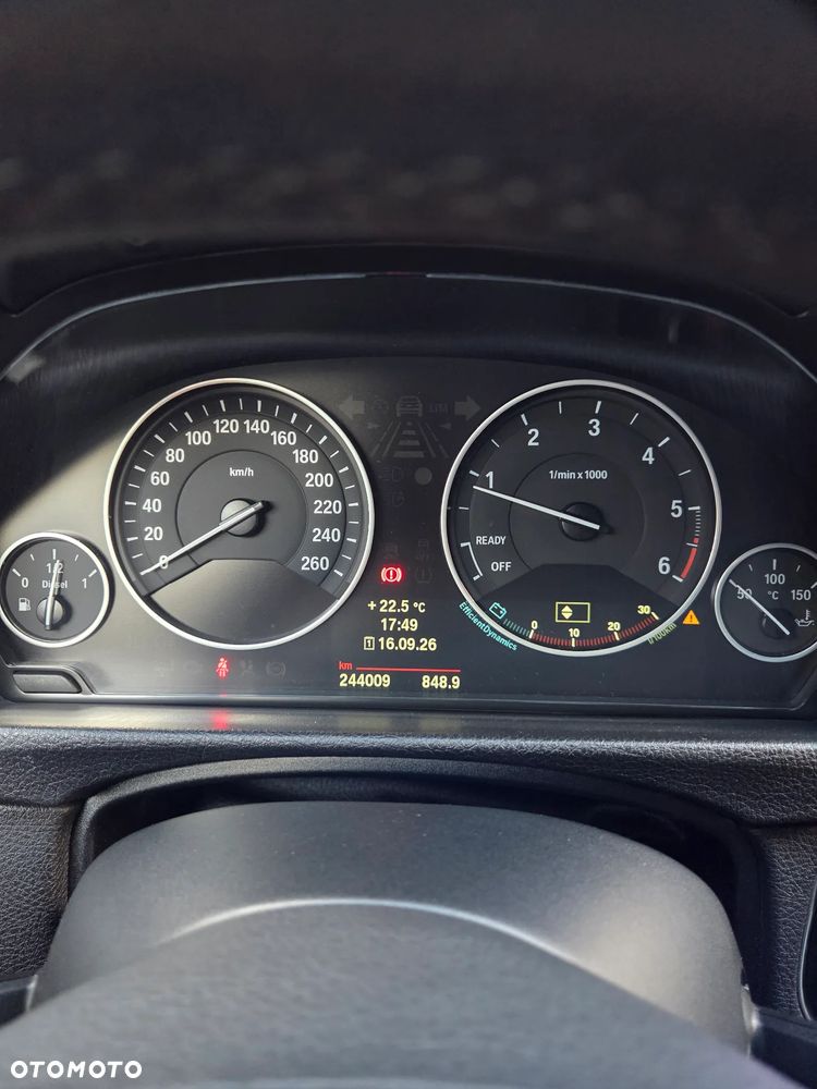BMW Seria 3 320d DPF Efficient Dynamics Edition - 8