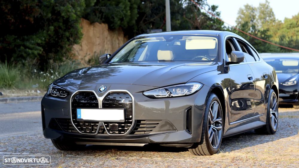 BMW i4