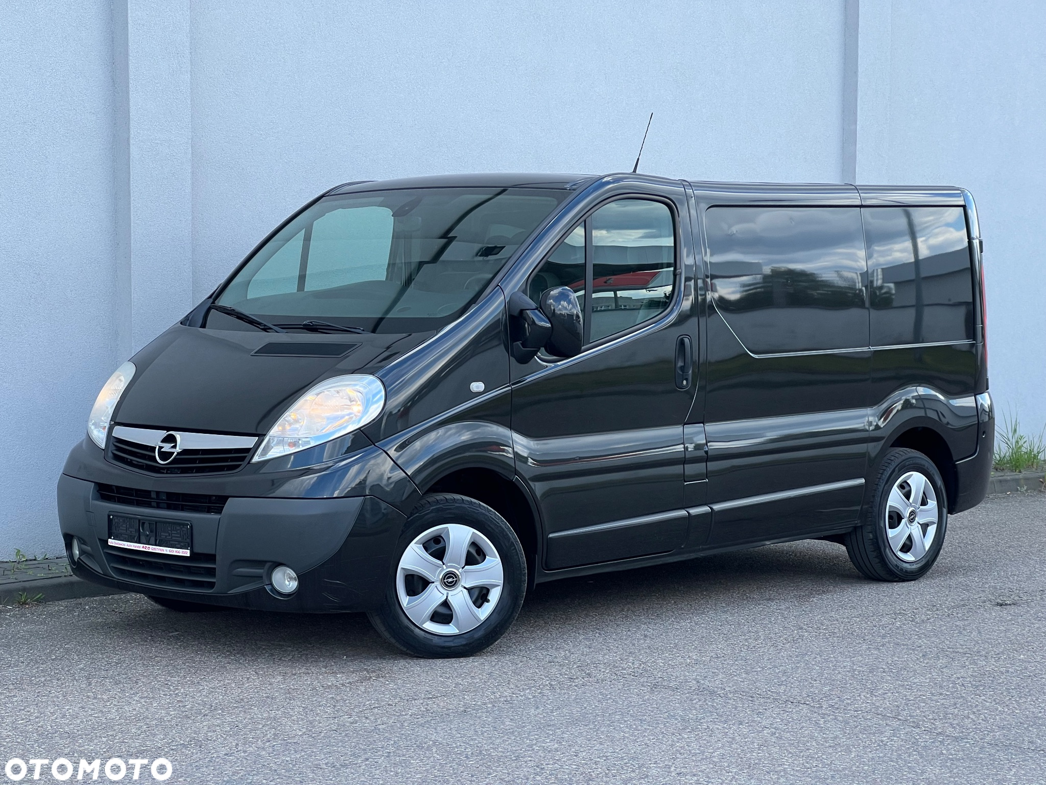 Opel VIVARO - 37