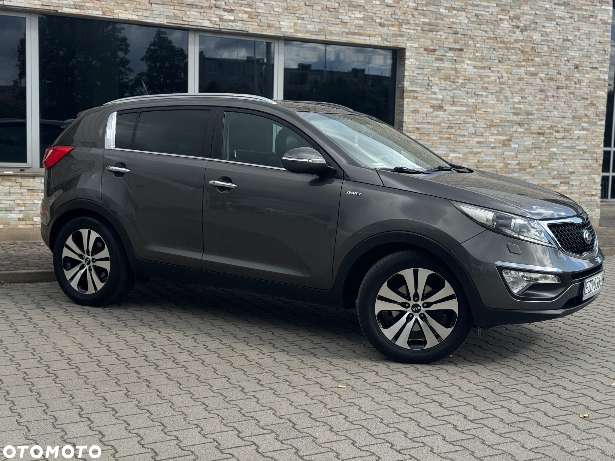 Kia Sportage 2.0 CRDI AWD Dream-Team Edition - 25