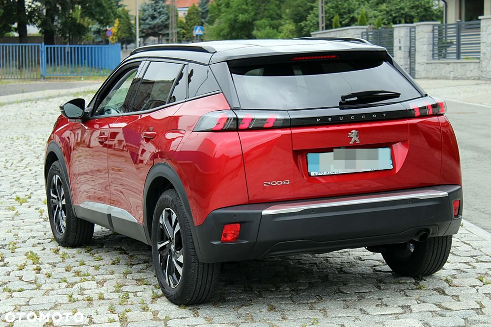 Peugeot 2008 - 8