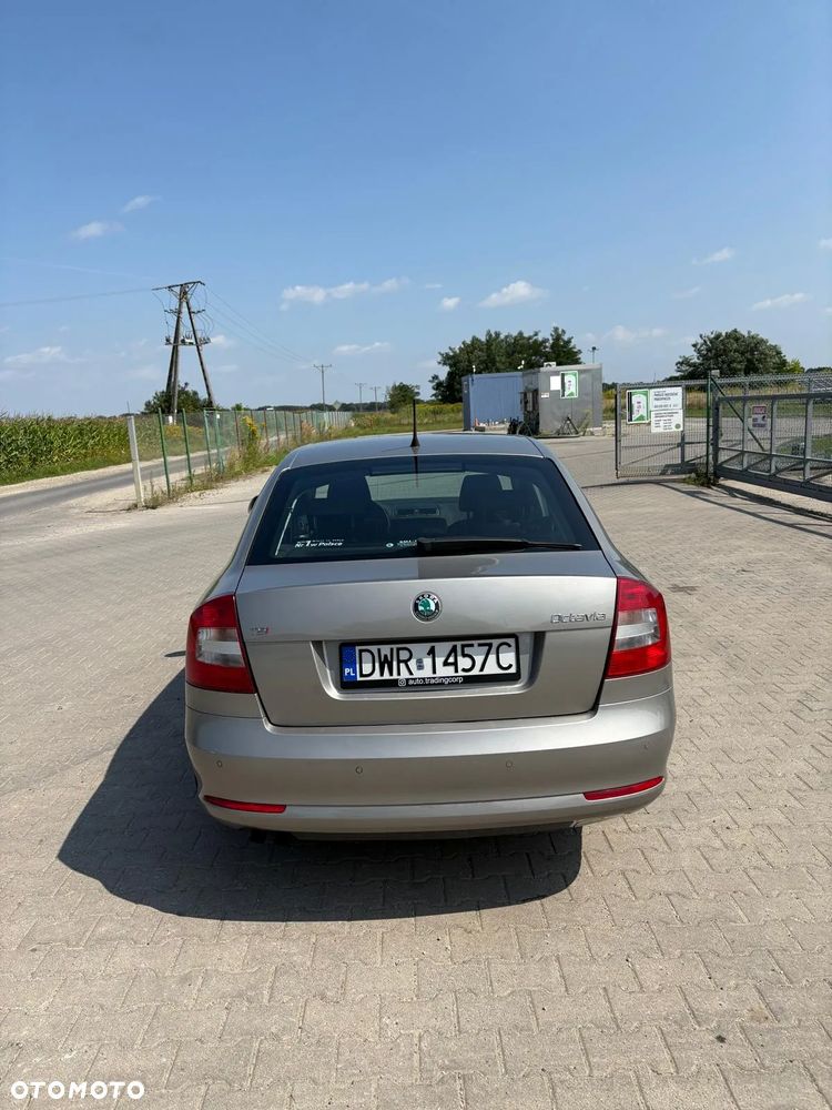 Skoda Octavia - 2