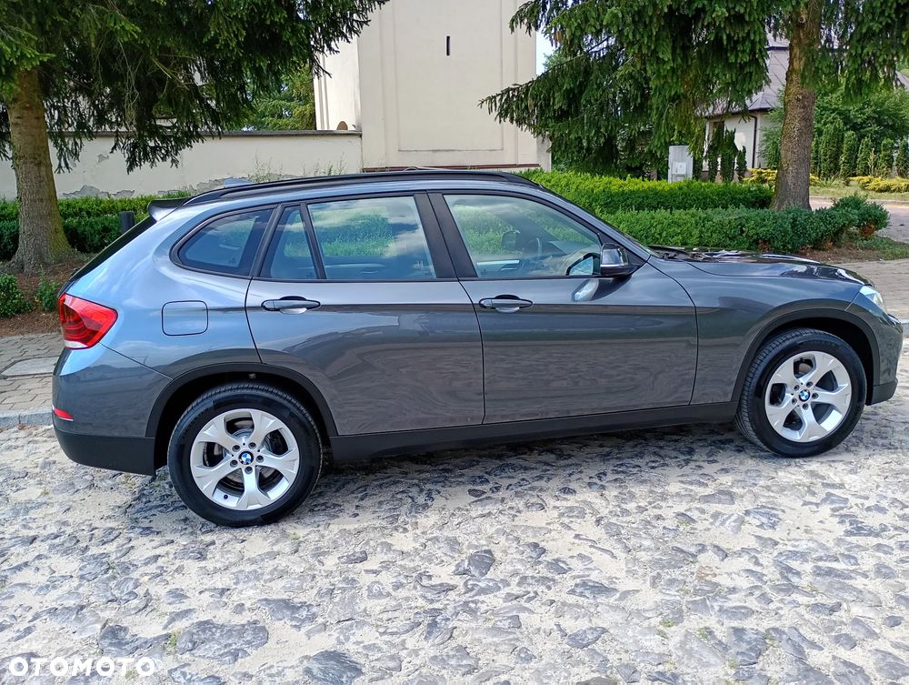 BMW X1 xDrive18d - 17