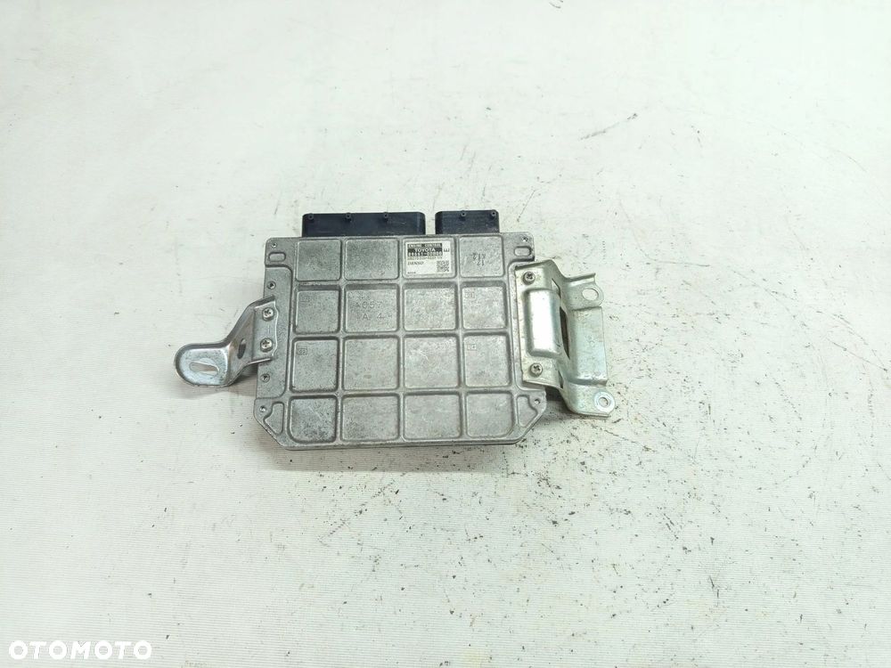 KOMPUTER SILNIKA TOYOTA YARIS II 1.33 VVTI 89661-0DB00 - 3