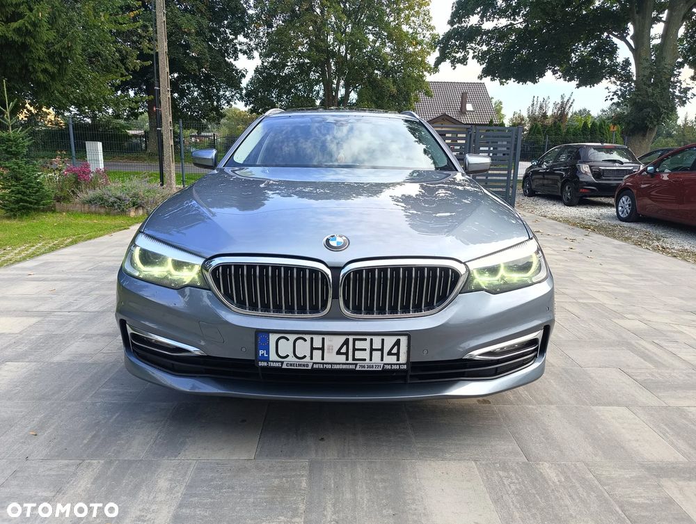 BMW Seria 5 525d Touring Luxury Line - 2