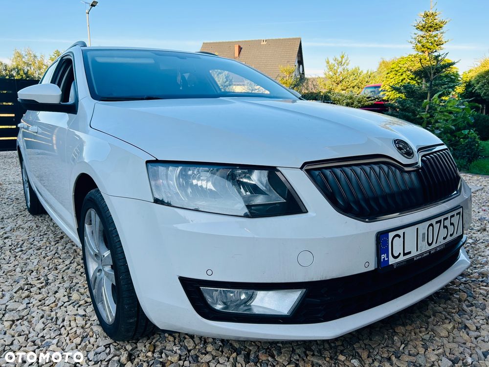 Skoda Octavia 1.6 TDI DPF DSG Elegance - 1
