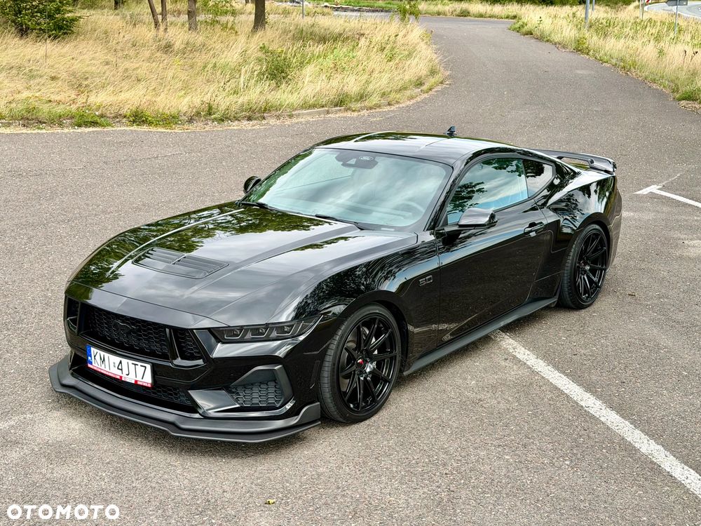 Ford Mustang - 1