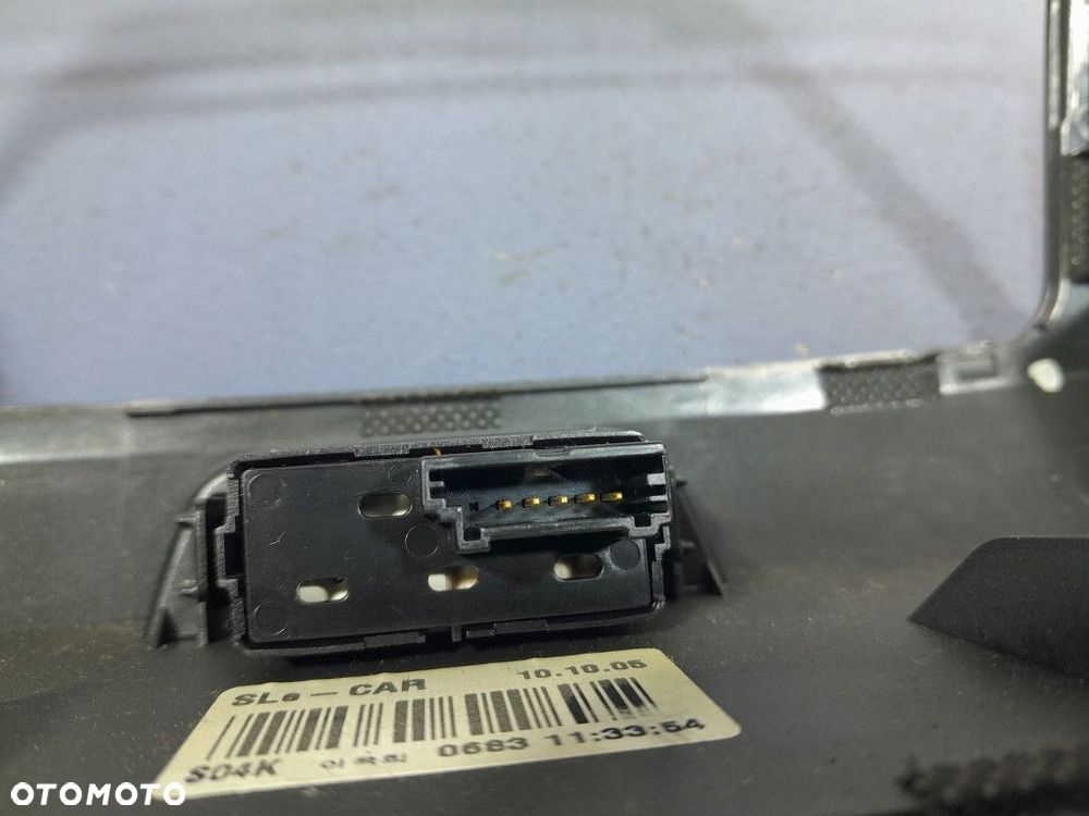 KIA SPORTAGE III RAMKA RADIA I NAWIGACJI EU 95960-3U000 - 11