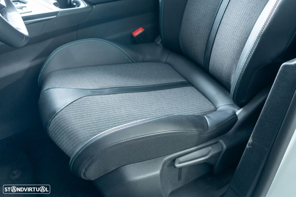 Peugeot 3008 1.6 Hybrid Allure Pack e-EAT8 - 10