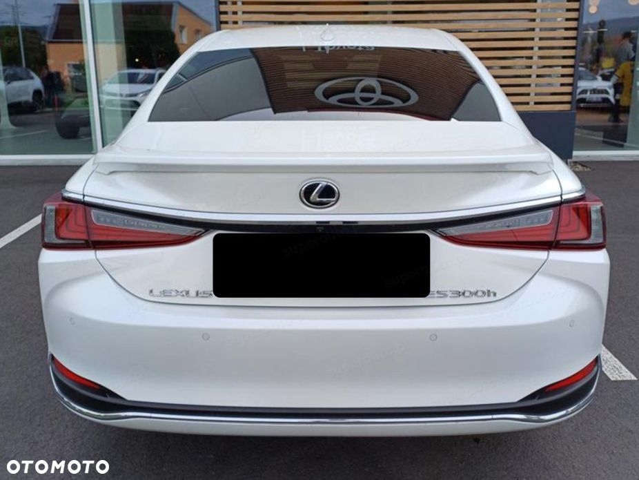 Lexus ES - 6