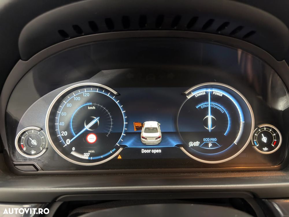 BMW Seria 5 520d Aut. - 35