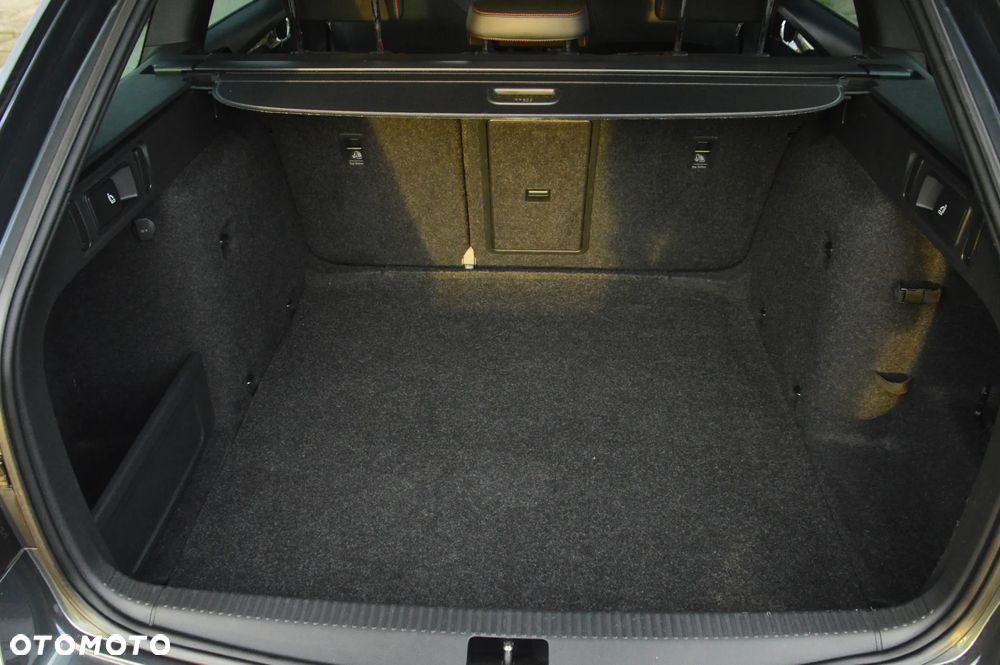 Skoda Octavia 2.0 TDI RS - 10