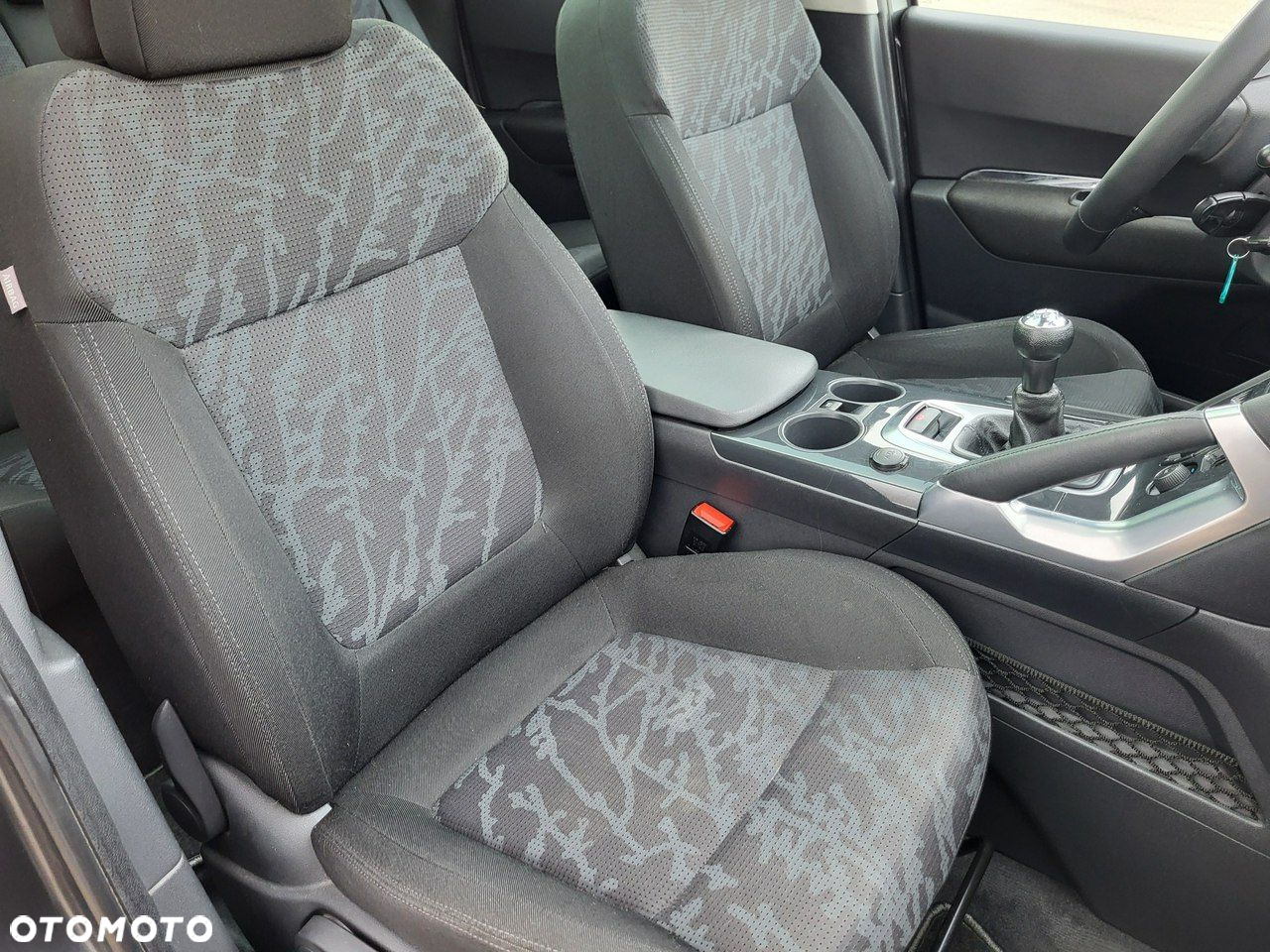 Peugeot 3008 - 23