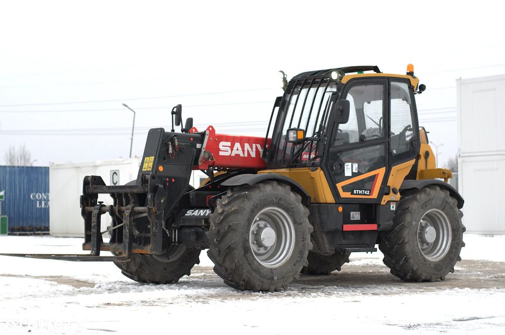 Sany STH742 - 1