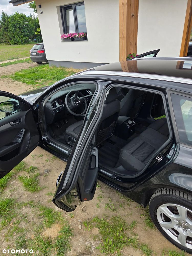 Audi A4 Avant 2.0 TDI - 8