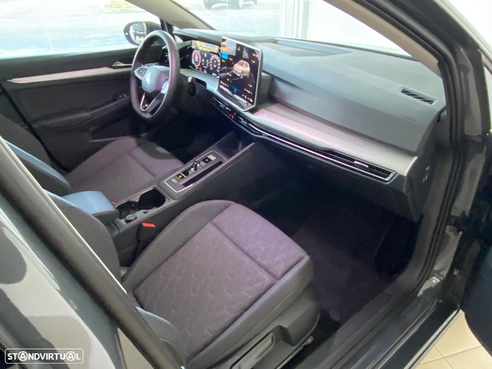 VW Golf 1.5 eTSI Urban DSG - 11