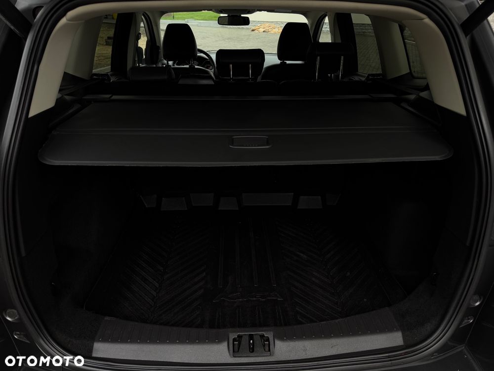 Ford Kuga 1.5 EcoBoost 2x4 Business Edition - 23