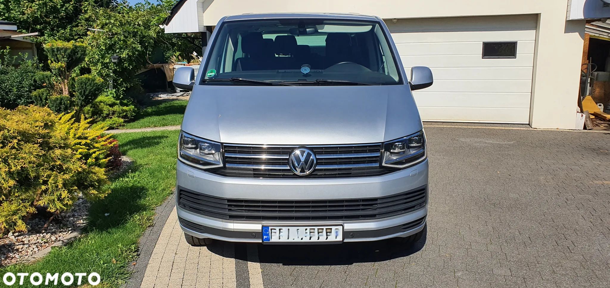 Volkswagen Caravelle 2.0 TDI L2 Comfortline - 1