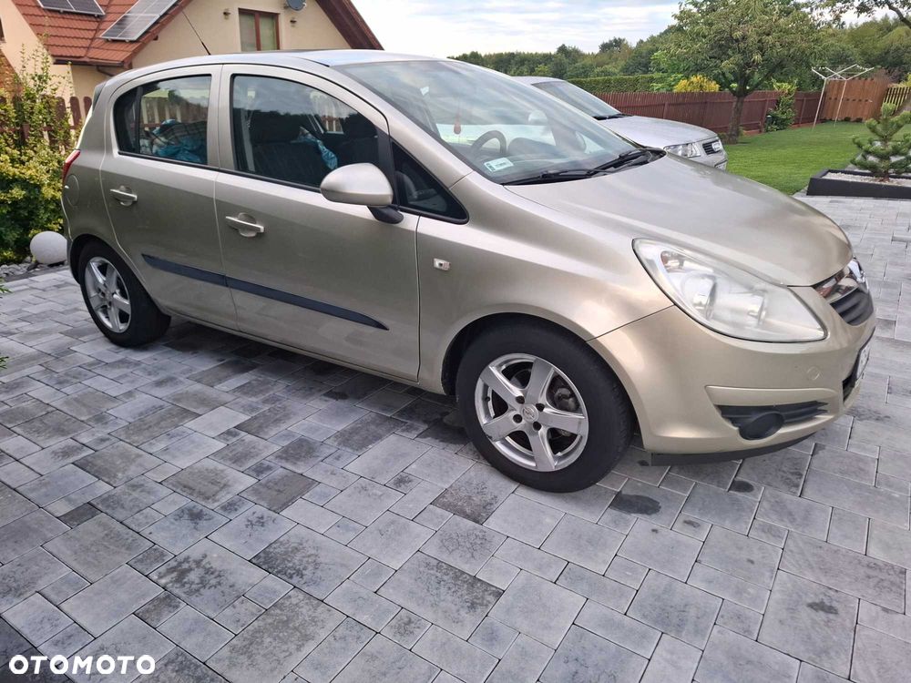 Opel Corsa - 1