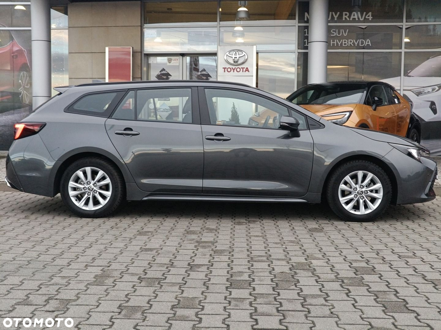 Toyota Corolla 1.8 Hybrid Comfort - 9