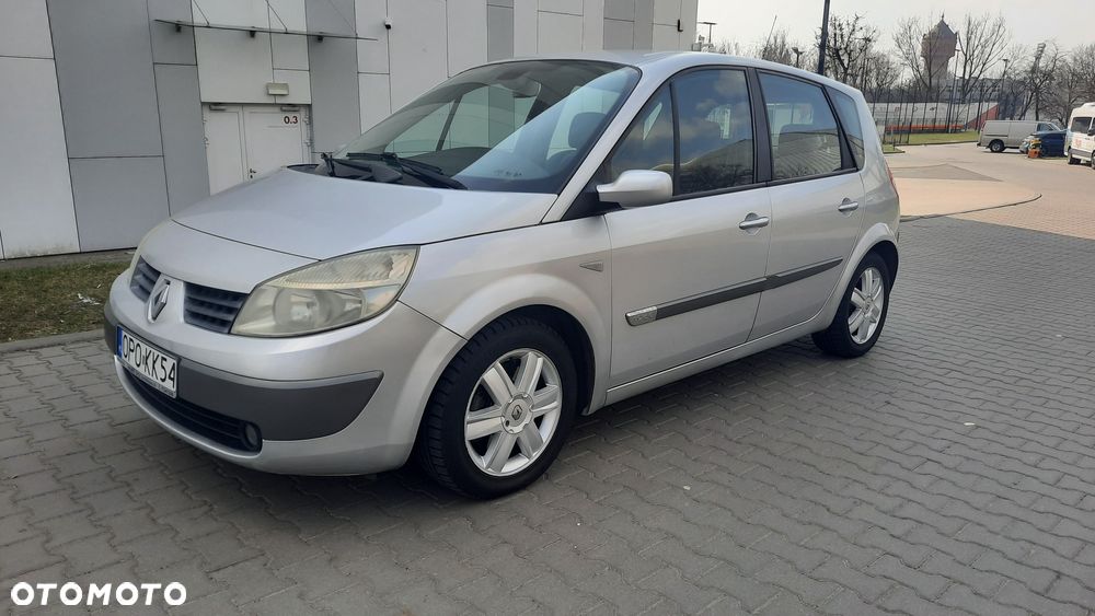 Renault Scenic - 1