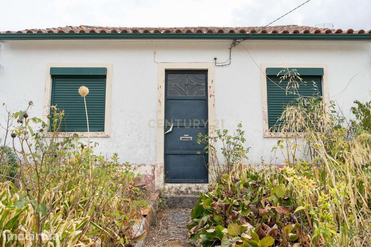 Oportunidade em Lousã: Casa para Recuperar com 3 Quartos - Grande imagem: 3/52