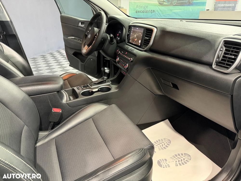 Kia Sportage 1.6 DSL MHEV 7DCT HP 4x2 Style - 13