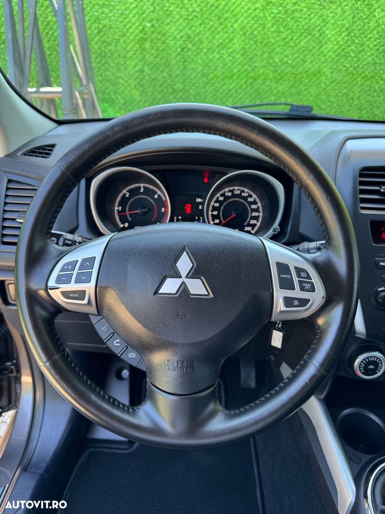 Mitsubishi ASX 1.8 DID 2WD Intense A15 - 20