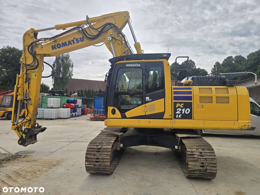 Komatsu PC 210LC-11E0