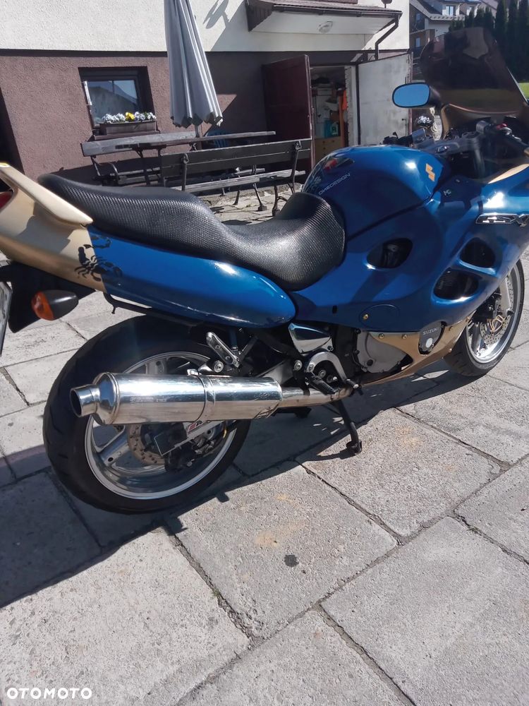 Suzuki GSX - 7