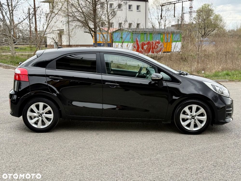 Kia Rio 1.4 XL Business Line - 12