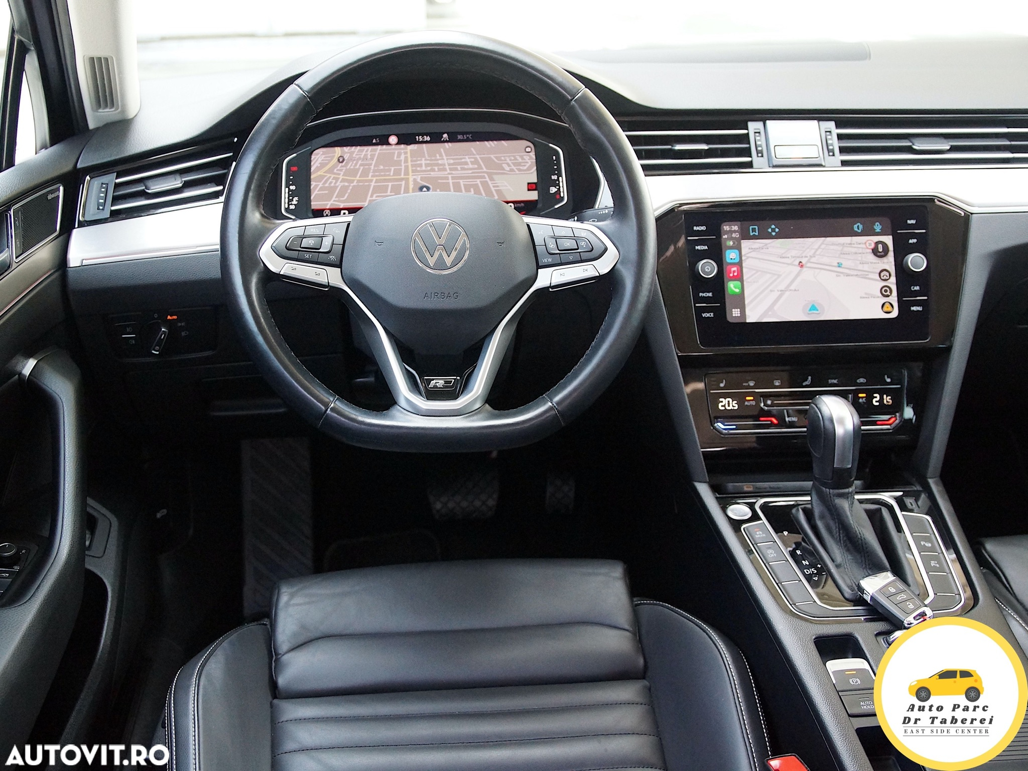Volkswagen Passat Variant 2.0 TDI 4Mot DSG Highline - 24