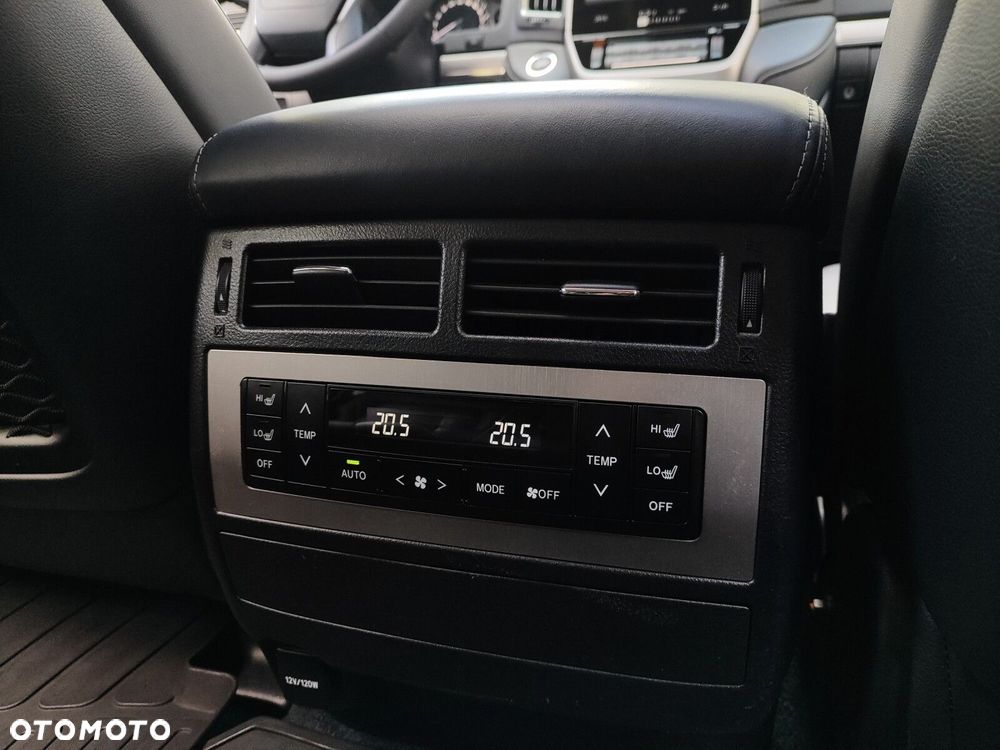 Toyota Land Cruiser - 15