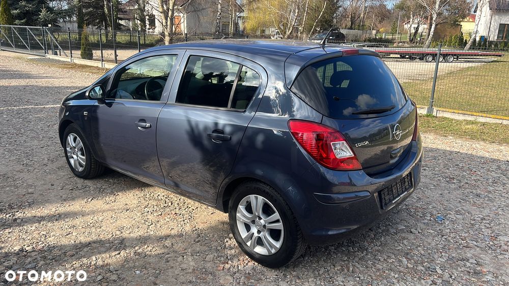 Opel Corsa - 12
