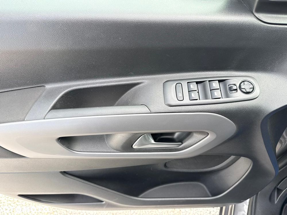 Toyota Proace City Verso Long 1.2 D-4T Family - 20