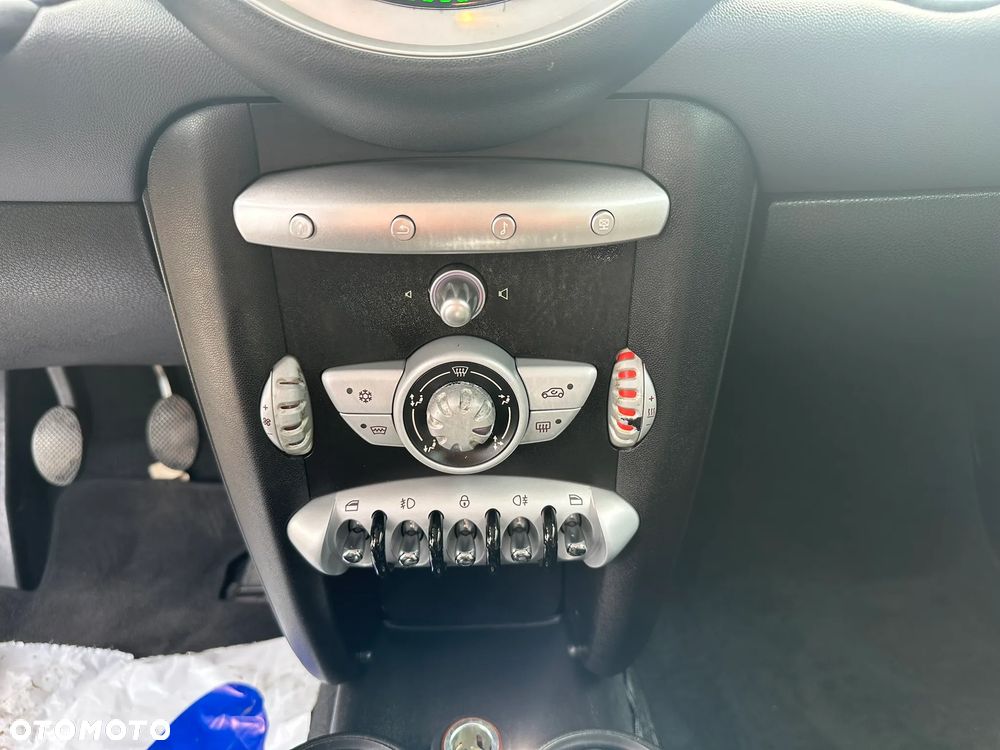 MINI ONE Standard - 20
