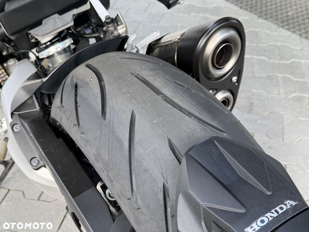 Honda CB - 31