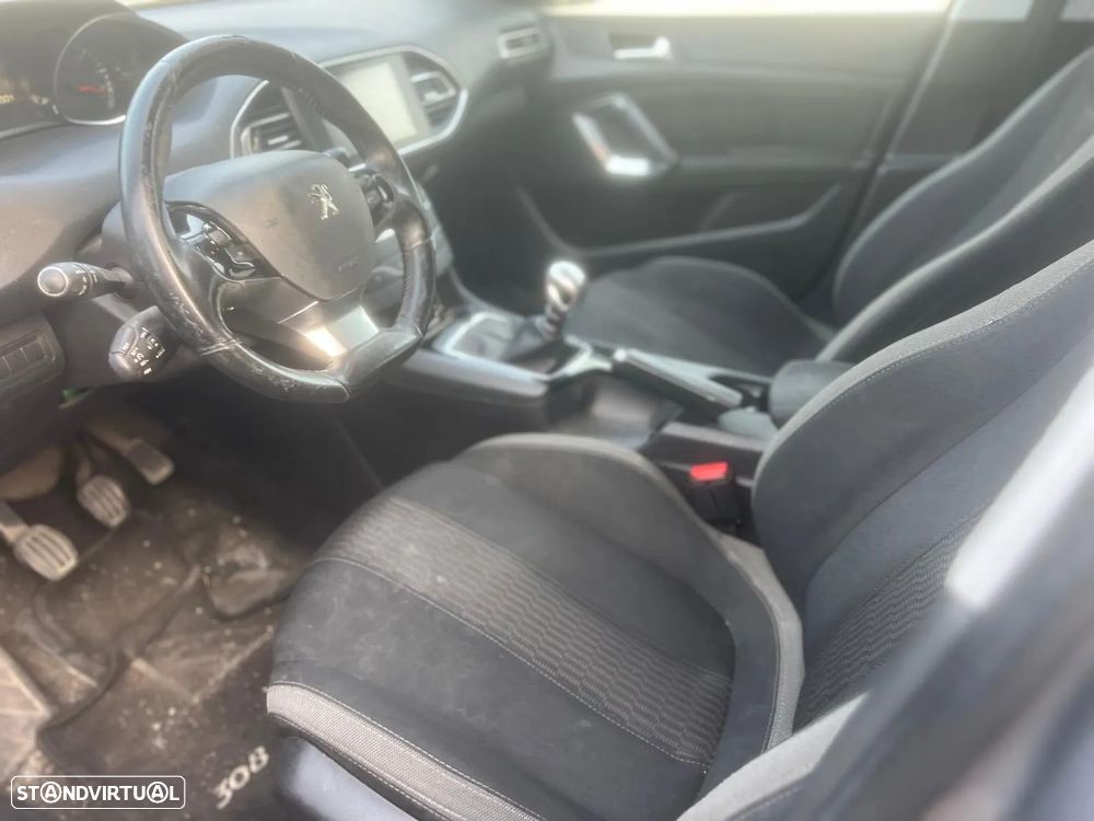 Peugeot 308 SW BlueHDi 120 Stop & Start Style - 7