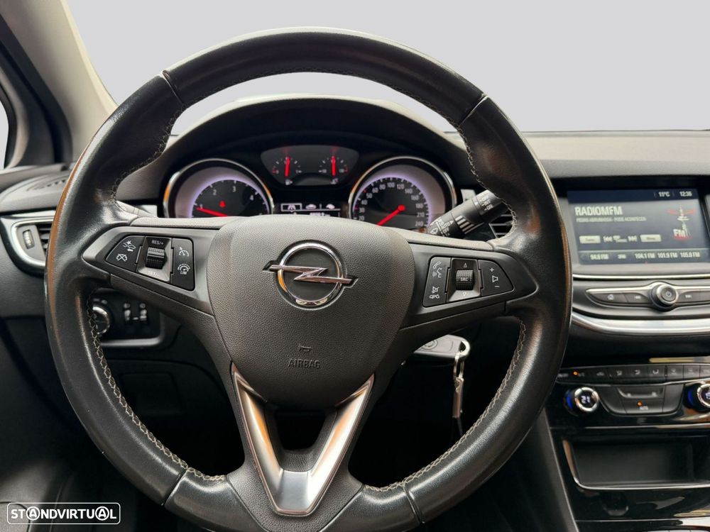 Opel Astra Sports Tourer - 13