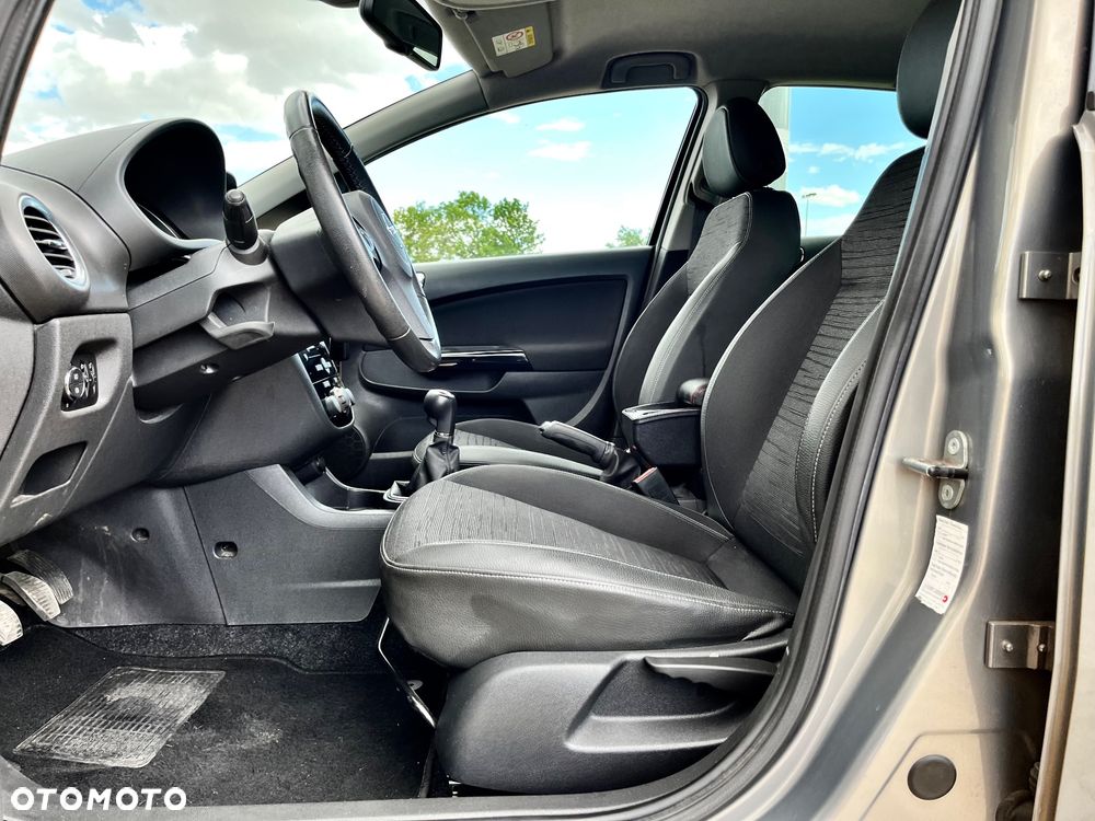 Opel Corsa 1.4 16V Energy - 17