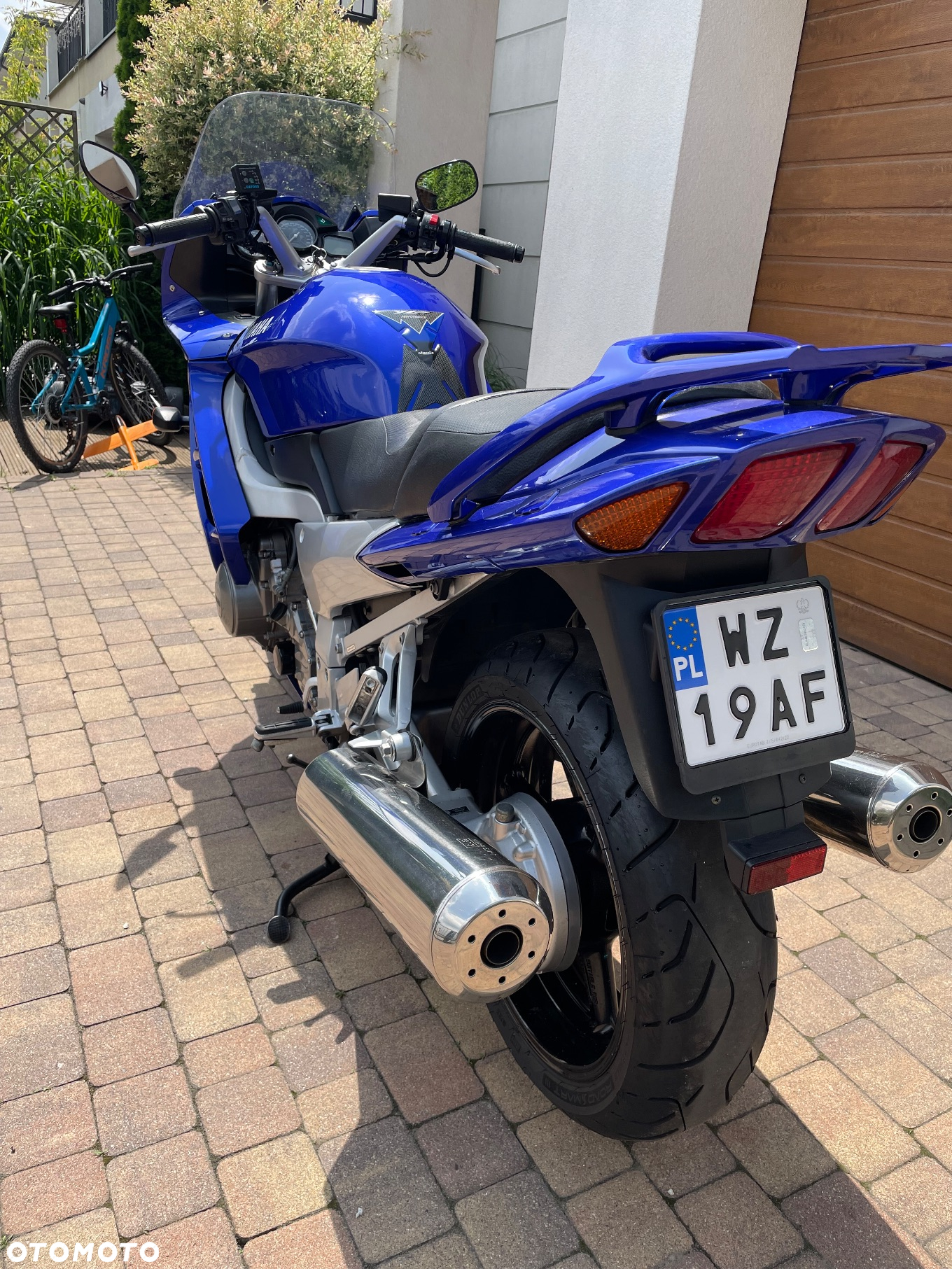 Yamaha FJR - 6