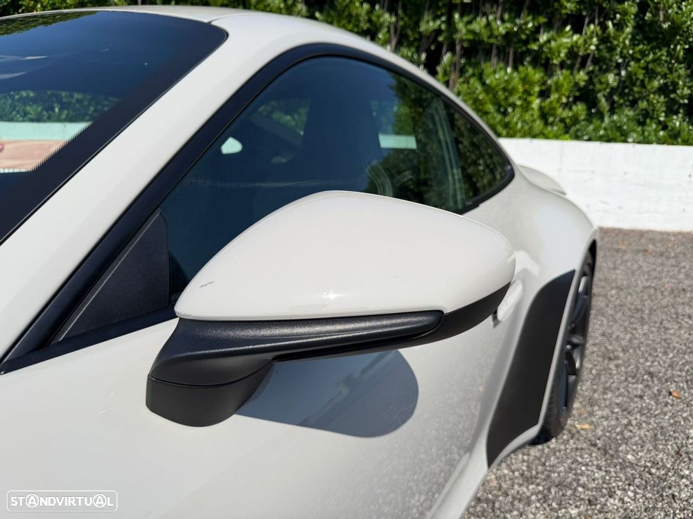 Porsche 911 Série G - 27