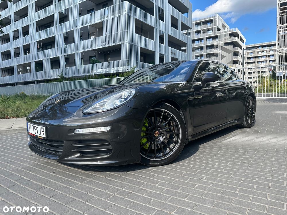 Porsche Panamera - 2