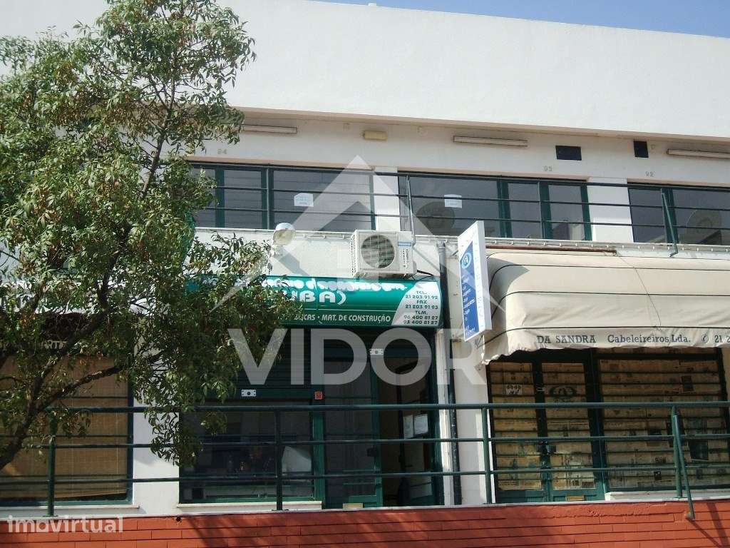 Loja com 25m2 no Mercado Municipal da Baixa da Banheira - Grande imagem: 2/6