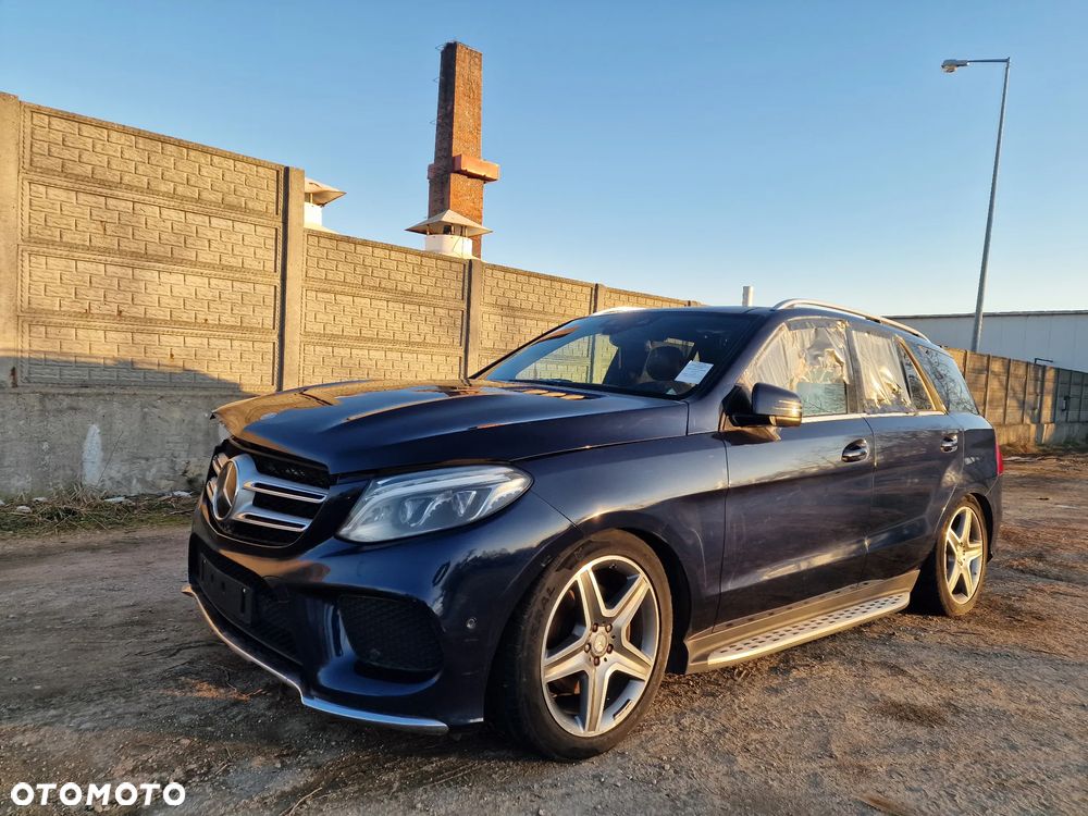 Mercedes-Benz GLE 350 d 4Matic 9G-TRONIC AMG Line - 1