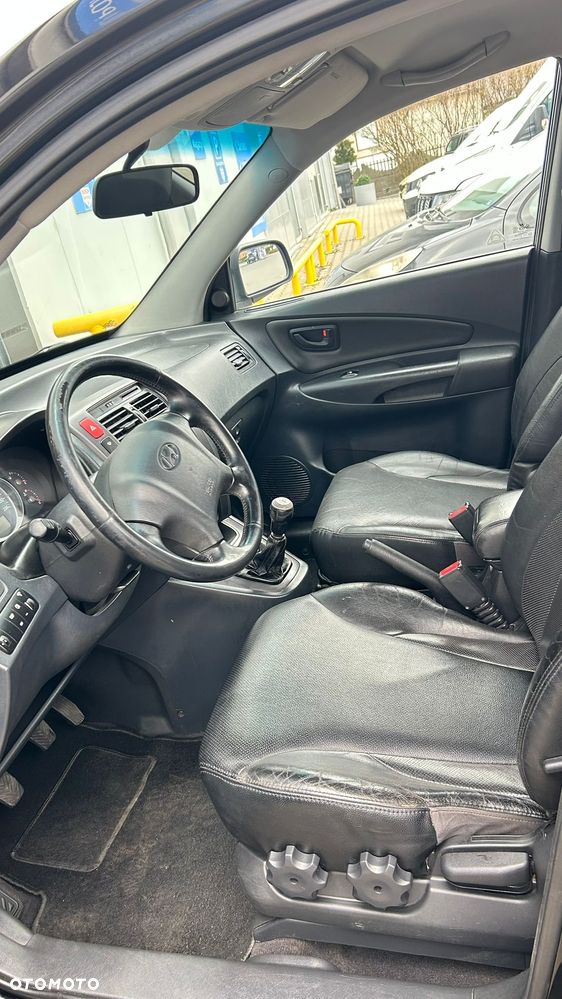 Hyundai Tucson 2.0 Active / Style - 16