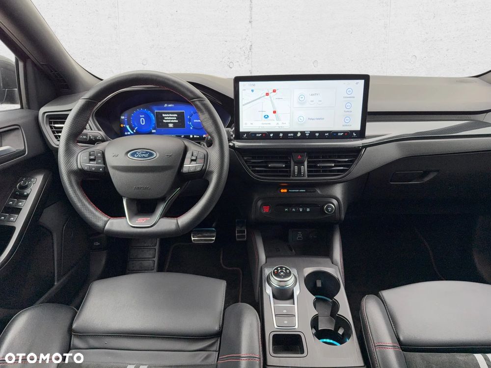 Ford Focus 2.3 EcoBoost ST X - 12