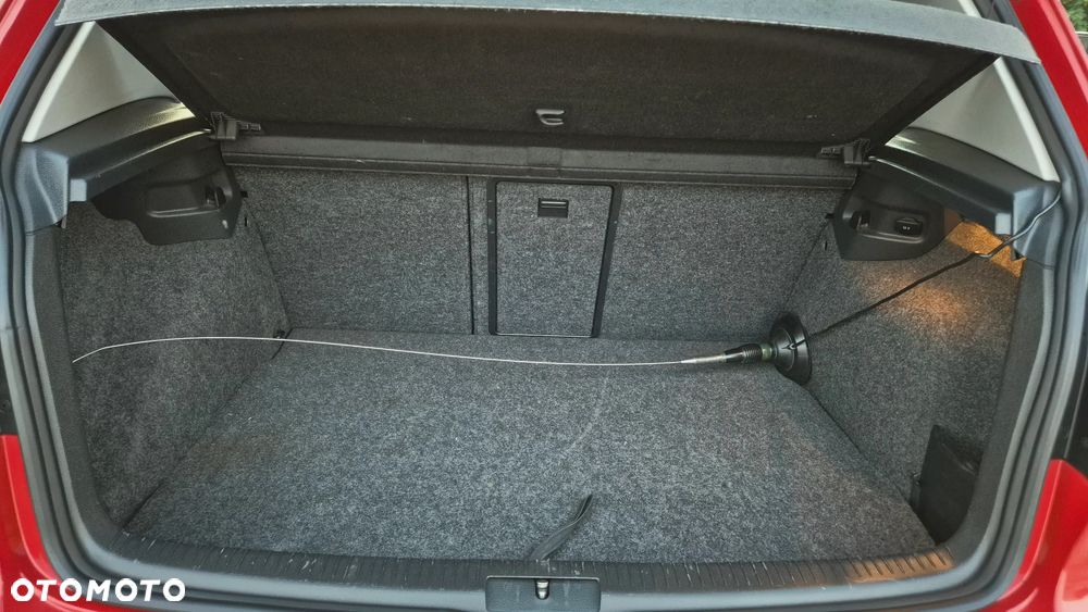 2010 Volkswagen Golf, photograph 9