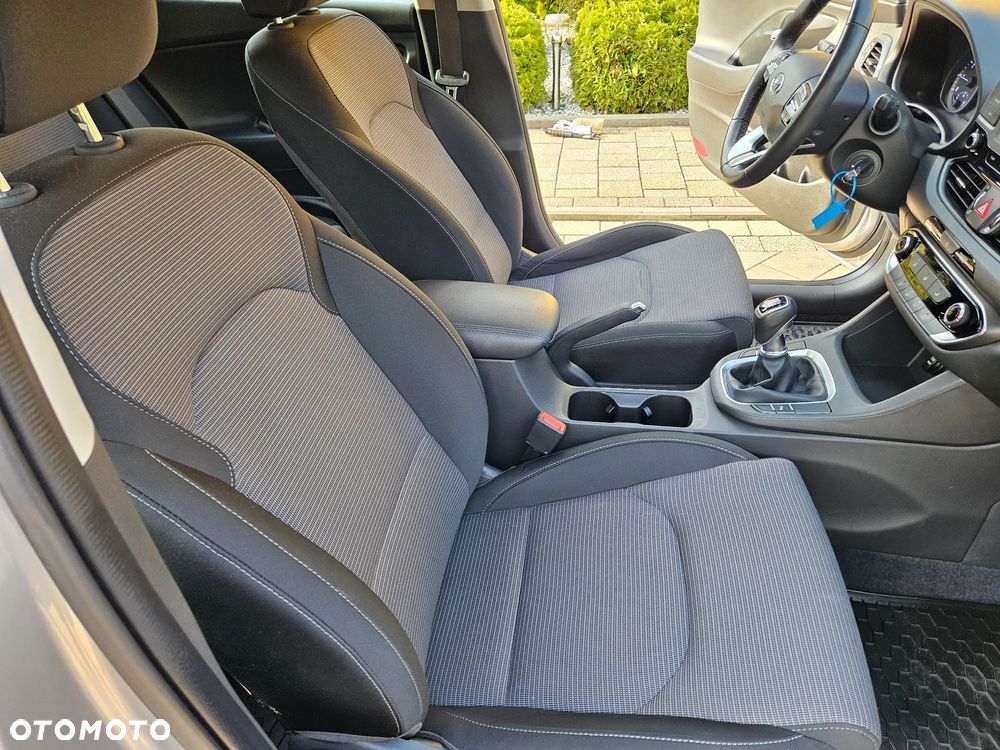 Hyundai i30 - 18