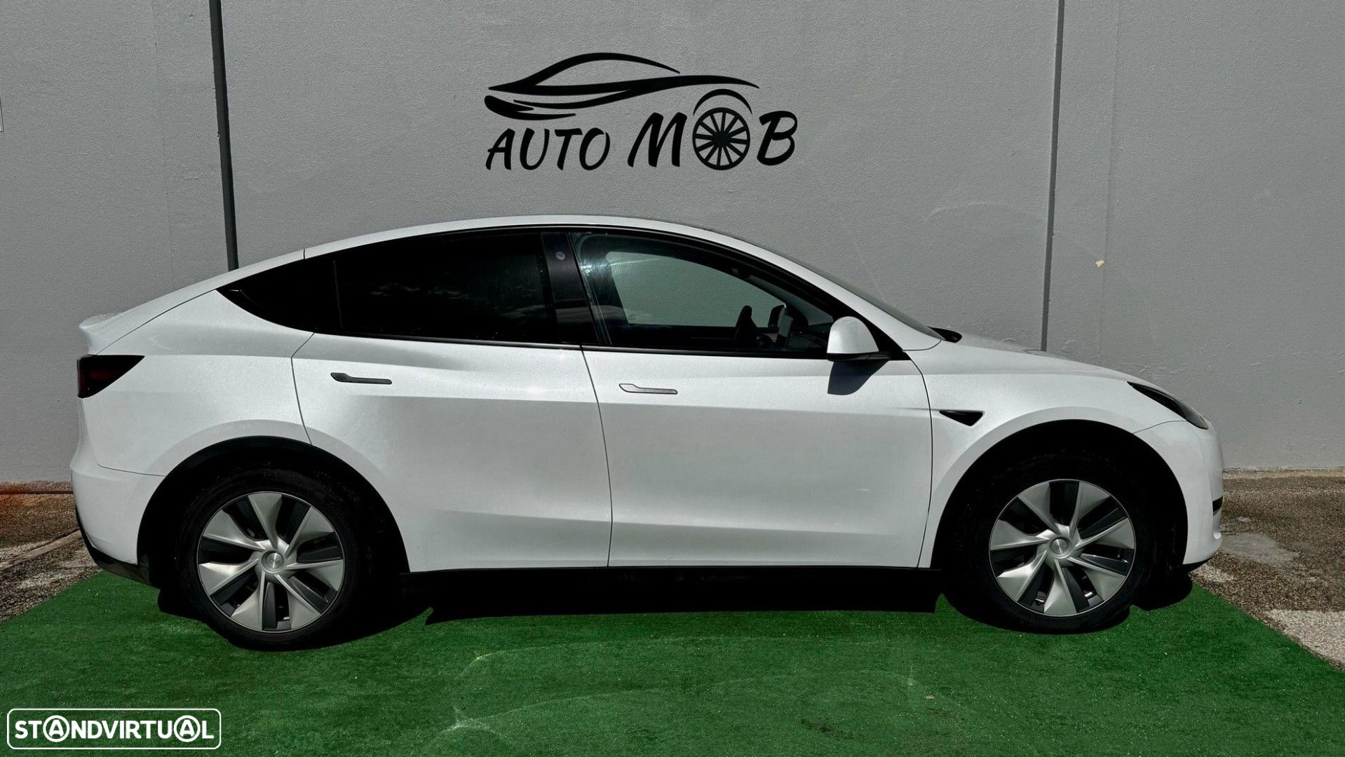 Tesla Model Y Long Range RWD - 4